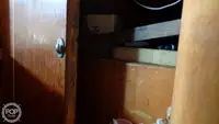 Tàu kéo lưới để bán