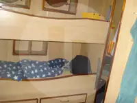 Tàu kéo lưới ngang để bán