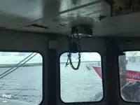 Tàu kéo lưới để bán