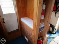 Tàu kéo lưới để bán