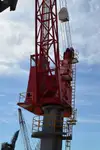 Tàu chở khí tự nhiên hóa lỏng (LNG) để bán