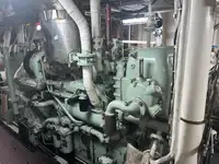 Tàu kéo lưới để bán