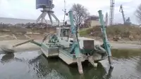 Tàu nạo vét để bán