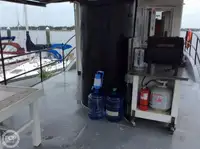 Tàu kéo để bán