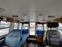 Tàu khảo sát để bán
