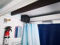 Tàu chế biến cá để bán