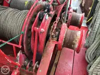 Tàu kéo lưới để bán