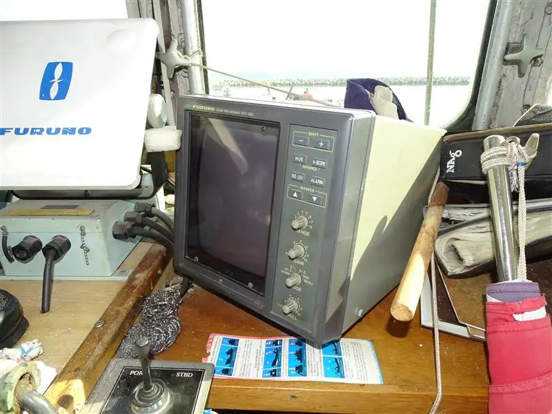 Tàu làm việc để bán