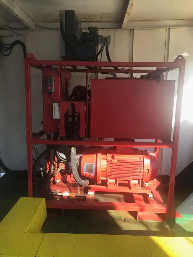Tàu cung cấp nhanh (FSV) để bán