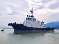 Tàu kéo để bán