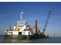 Tàu cung cấp để bán