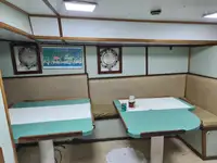 Tàu câu dài để bán