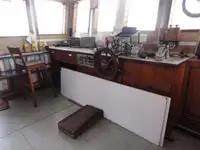 Tàu kéo để bán