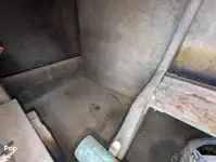 Tàu chở khách và hàng hóa để bán