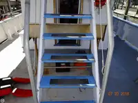Tàu đánh cá để bán