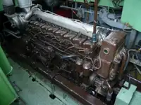 Tàu kéo để bán