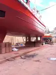 Tàu kéo để bán
