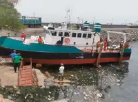 Tàu khảo sát rao bán