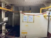 Tàu đổ bộ, chở hàng để bán
