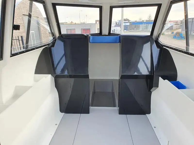 Thuyền phao cứng để bán