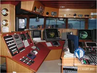 Tàu kéo lưới để bán