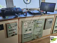 Tàu đổ bộ, chở hàng để bán