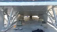 Tàu đổ bộ, chở hàng để bán
