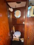 Tàu kéo để bán