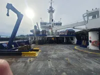 Tàu kéo để bán