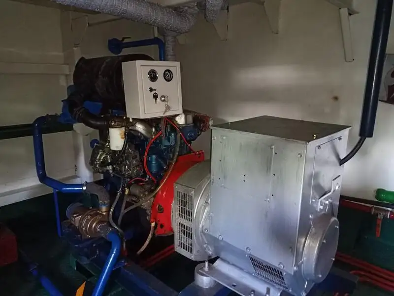 Tàu đổ bộ, chở hàng để bán