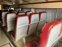Tàu chở thủy thủ đoàn để bán