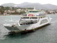 Tàu phà rao bán