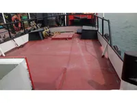 Tàu làm việc để bán