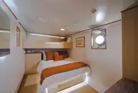 Tàu khảo sát để bán