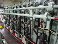 Tàu câu dài để bán