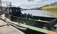 Tàu làm việc để bán