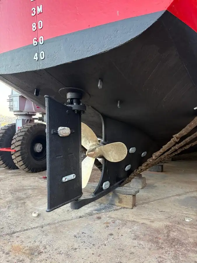 Tàu khảo sát để bán