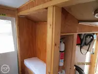 Tàu kéo lưới để bán