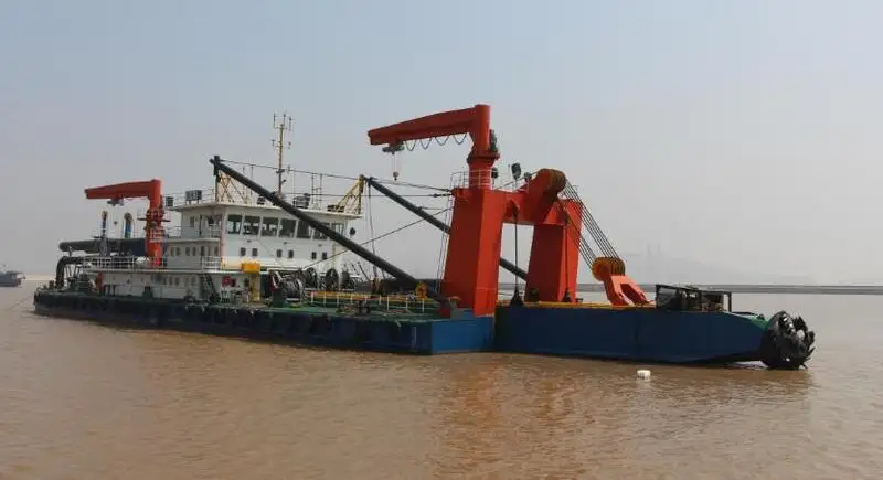 Tàu nạo vét để bán