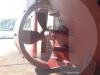 Tàu kéo lưới để bán