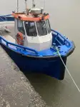 Tàu kéo để bán