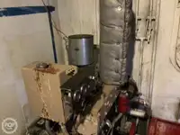 Tàu kéo lưới để bán