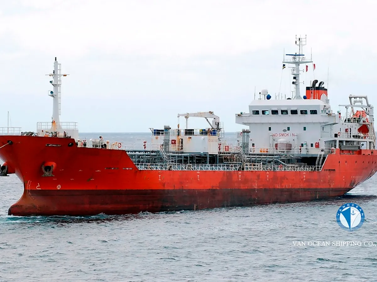 Tàu chở dầu/hóa chất để bán