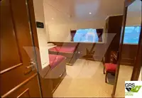 Tàu du lịch để bán