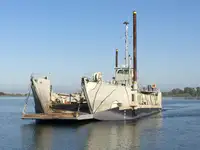 Tàu đổ bộ, chở hàng để bán