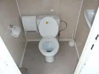 Tàu du lịch rao bán