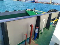 Tàu container để bán
