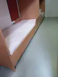 Tàu container để bán