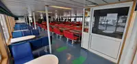 Tàu chở nhiên liệu để bán