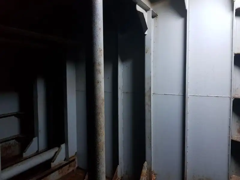 Sà lan để bán